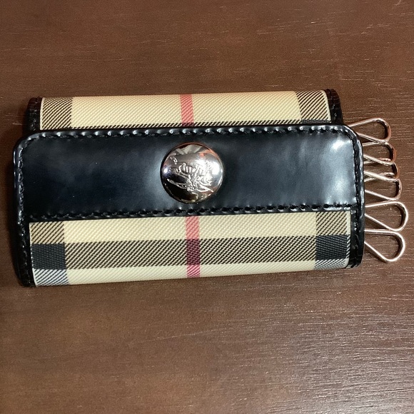 Burberry Key/Card Holder - Picture 2 of 9